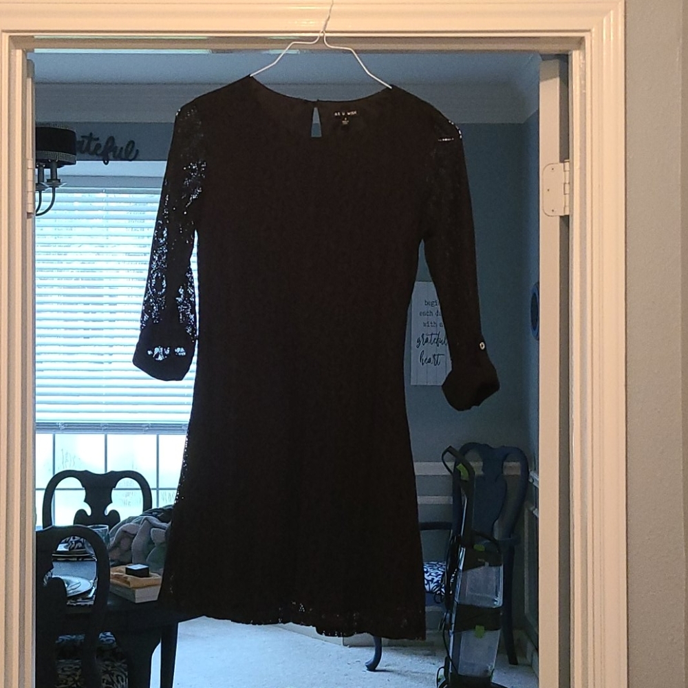 Cute cute cute black lace dress